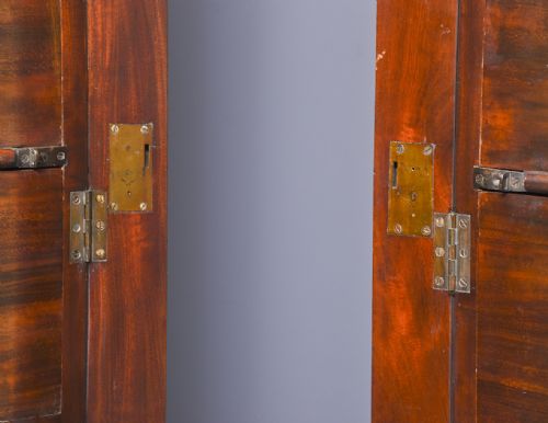 RARE PAIR OF ORIGINAL VICTORIAN MAHOGANY WELLINGTON CHESTS - ADDITIONAL PHOTO 5