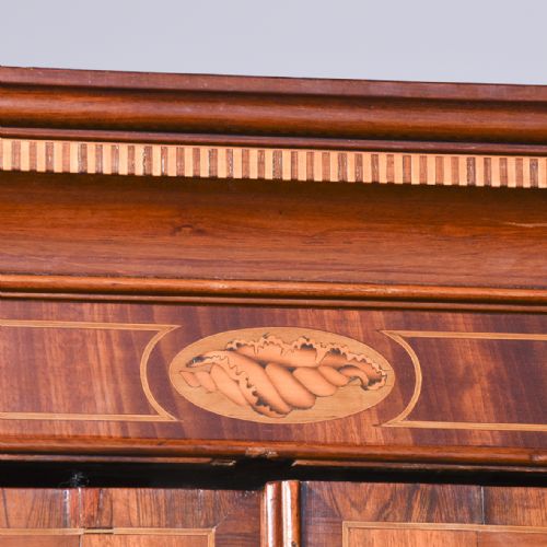 INLAID GEORGE III LINEN PRESS - ADDITIONAL PHOTO 1