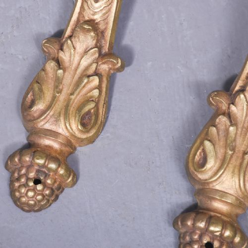 SET OF 4 FRENCH GILDED BRASS TIEBACKS - ADDITIONAL PHOTO 4