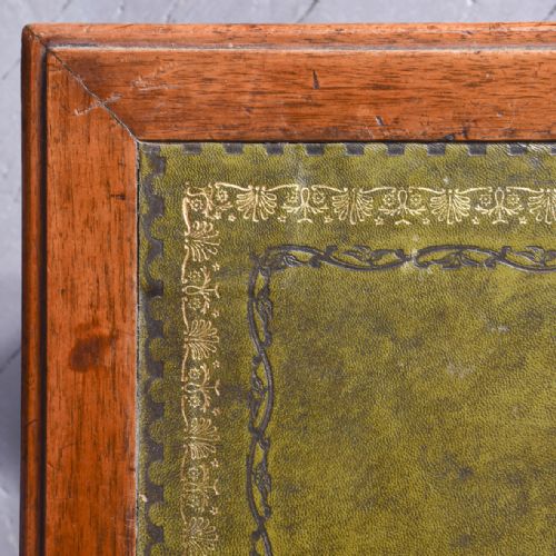 NEAT SIZED LIBRARY TABLE - ADDITIONAL PHOTO 1