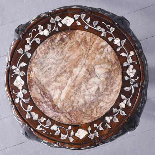 RARE PAIR OF CHINESE TALL MOTHEROFPEARL INLAID HONGMU PLANT STANDS - ADDITIONAL PHOTO 6