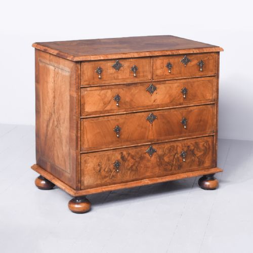william mary inlaid walnut chest of drawers - CATEGORY: ANTIQUE CHEST OF DRAWERS - DATED 17TH CENTURY