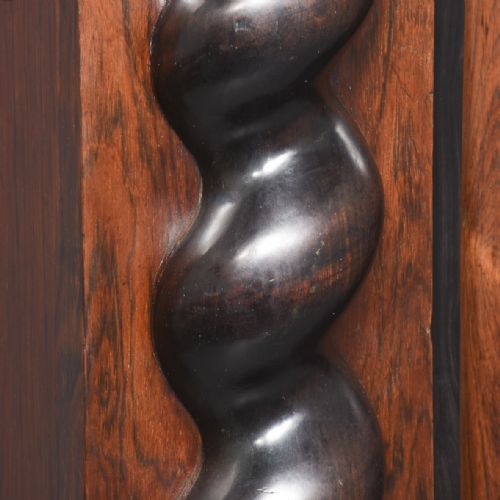 A 17TH CENTURY FLEMISHDUTCH ROSEWOOD KAST - ADDITIONAL PHOTO 8