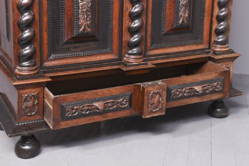 A 17TH CENTURY FLEMISHDUTCH ROSEWOOD KAST - ADDITIONAL PHOTO 9