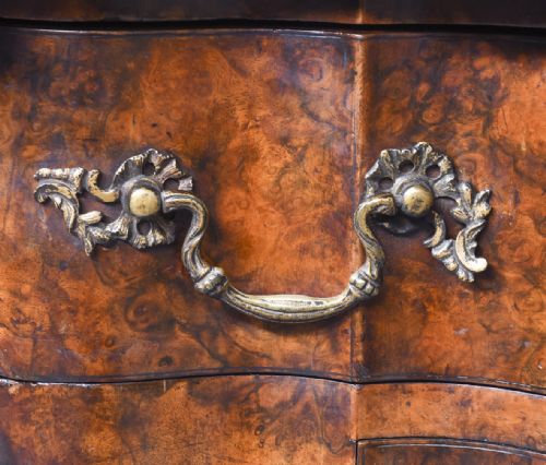 QUALITY DUTCH BURRWALNUT LOWBOY - ADDITIONAL PHOTO 6