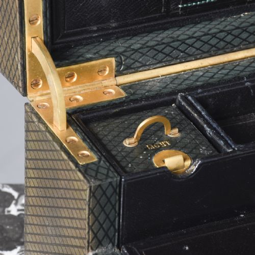 EXHIBITION QUALITY EMBOSSED LEATHER WRITING BOX - ADDITIONAL PHOTO 6
