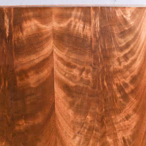 FIGURED MAHOGANY WHYTOCK REID CHEST OF DRAWERS WITH CANTED CORNERS - ADDITIONAL PHOTO 4