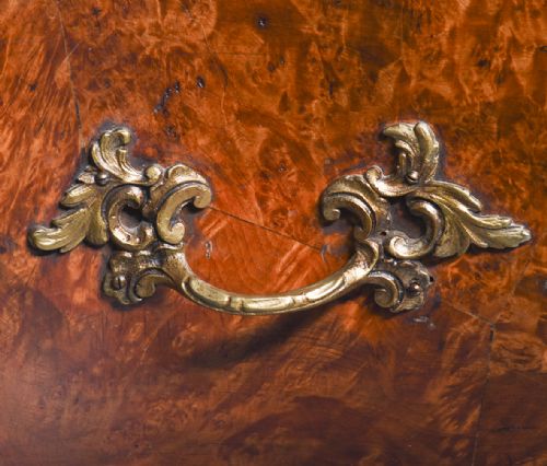 ITALIAN BOMBE SHAPED COMMODE - ADDITIONAL PHOTO 5