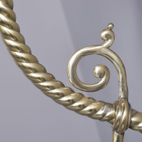 PAIR OF VICTORIAN BRASS WALL LIGHTS - ADDITIONAL PHOTO 1