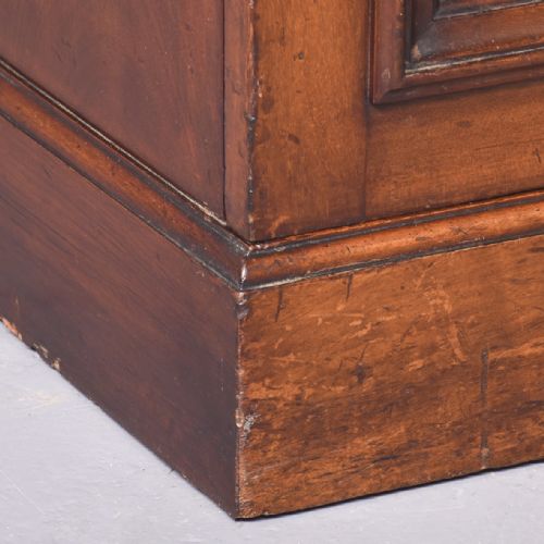 PAIR OF MARBLE TOPPED BEDSIDE CABINETS - ADDITIONAL PHOTO 5
