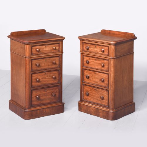 Pair of Exceptional Quality Victorian Mahogany Small Chest of Drawers/bedside Lockers