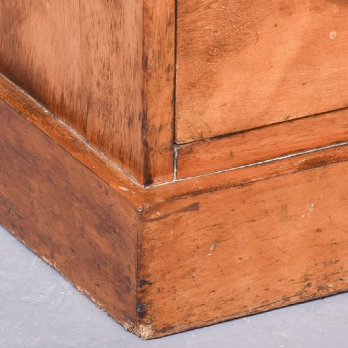 PAIR OF MIDVICTORIAN BLONDE WALNUT CHEST OF DRAWERSBEDSIDE LOCKERS - ADDITIONAL PHOTO 1