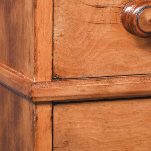 PAIR OF MIDVICTORIAN BLONDE WALNUT CHEST OF DRAWERSBEDSIDE LOCKERS - ADDITIONAL PHOTO 3
