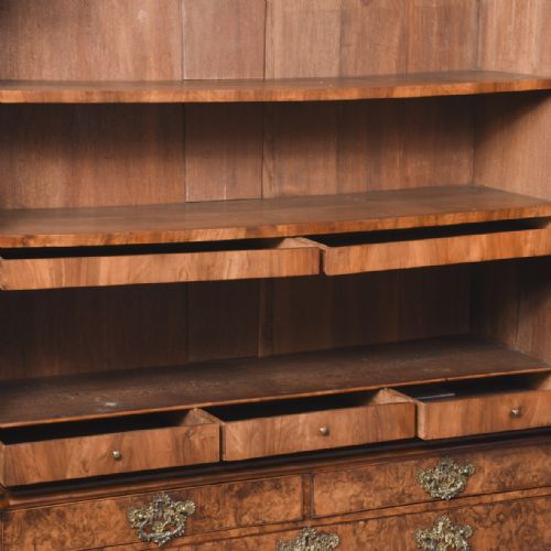 KING WILLEM I OF THE NETHERLANDS BURR WALNUT CABINET - ADDITIONAL PHOTO 14