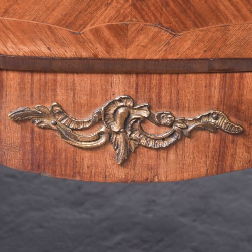 ATTRACTIVE FRENCH SCAGIOLA MARBLE TOP KINGWOOD COMMODE - ADDITIONAL PHOTO 4