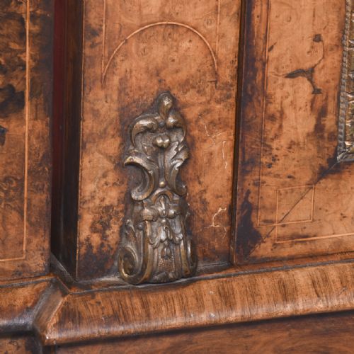 VICTORIAN BURRWALNUT ORMOLU AND INALID CREDENZA - ADDITIONAL PHOTO 4