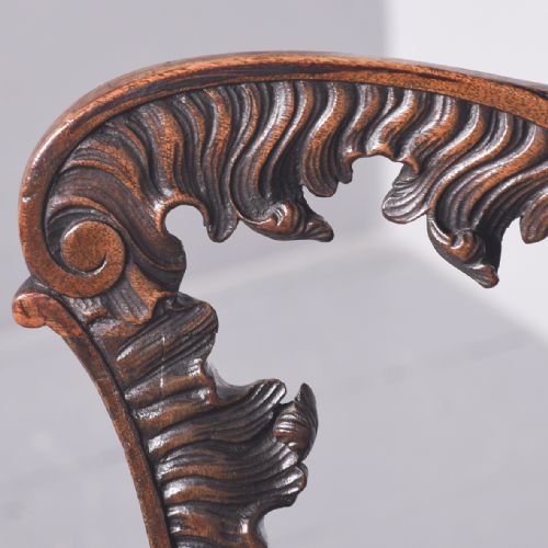 A QUALITY GEORGE II STYLE CARVED MAHOGANY ARMCHAIR - ADDITIONAL PHOTO 3