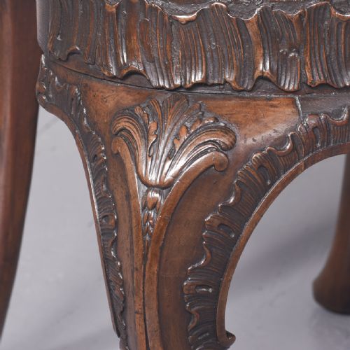 A QUALITY GEORGE II STYLE CARVED MAHOGANY ARMCHAIR - ADDITIONAL PHOTO 6