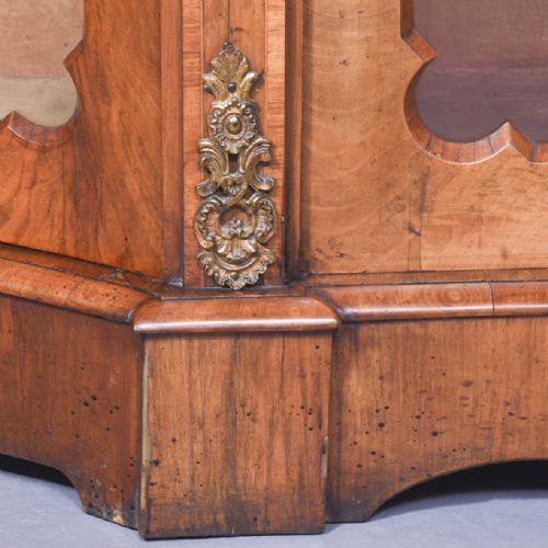 MIDVICTORIAN BURR WALNUT CREDENZA - ADDITIONAL PHOTO 5