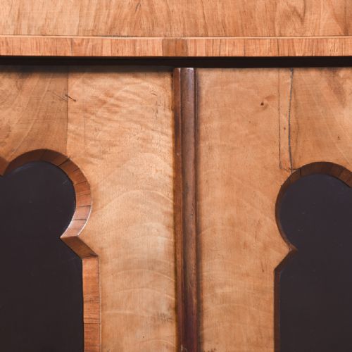 MIDVICTORIAN BURR WALNUT CREDENZA - ADDITIONAL PHOTO 6