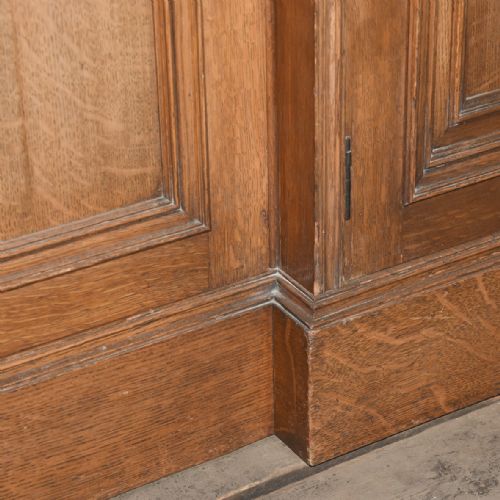 CARVED OAK 4 DOOR BOOKCASE - ADDITIONAL PHOTO 3