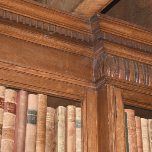 CARVED OAK 4 DOOR BOOKCASE - ADDITIONAL PHOTO 4