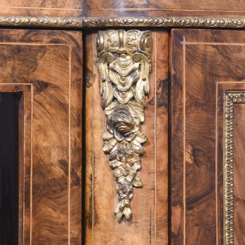 BURR WALNUT ORMOLU MOUNTED AND INLAID BOW END CREDENZA - ADDITIONAL PHOTO 3
