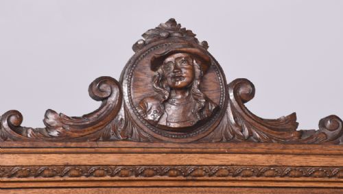 MAGNIFICENT CARVED OAK FLEMISH HALL STAND OF VERY LARGE PROPORTIONS - ADDITIONAL PHOTO 1