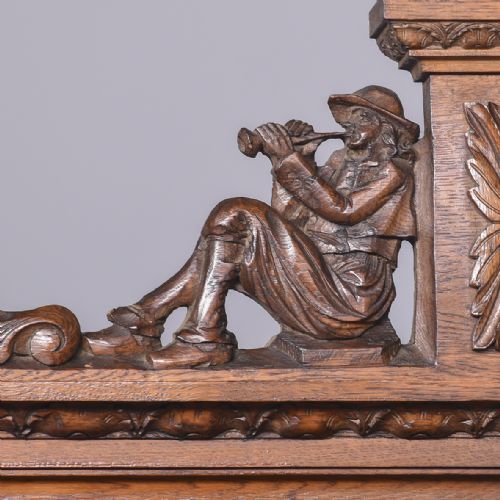 MAGNIFICENT CARVED OAK FLEMISH HALL STAND OF VERY LARGE PROPORTIONS - ADDITIONAL PHOTO 3
