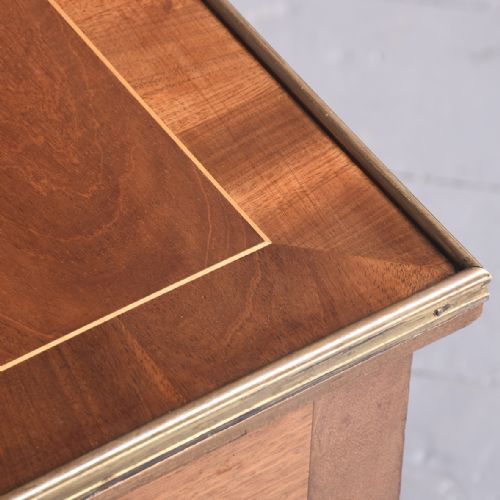 LARGE LONDON MADE COFFEE TABLE - ADDITIONAL PHOTO 3