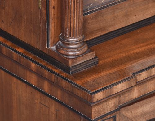 EXHIBITION QUALITY REGENCY 4 DOOR CABINET BOOKCASE - ADDITIONAL PHOTO 7