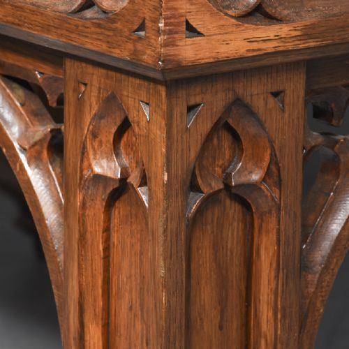 A GOTHIC OAK DINING TABLE - ADDITIONAL PHOTO 1