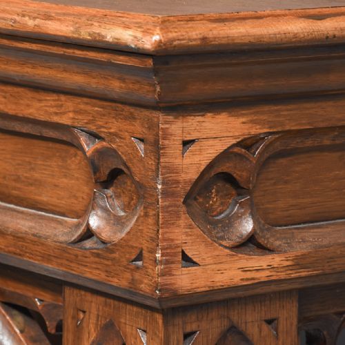 A GOTHIC OAK DINING TABLE - ADDITIONAL PHOTO 2