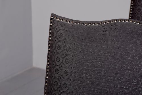A SET OF FOUR GEORGE IIISTYLE UPHOLSTERED SIDE CHAIRS MADE BY HOWARD CO LONDON - ADDITIONAL PHOTO 5