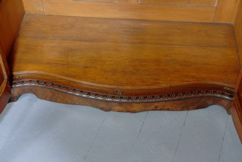 MIDVICTORIAN CARVED SERPENTINE FRONTED CREDENZA - ADDITIONAL PHOTO 10