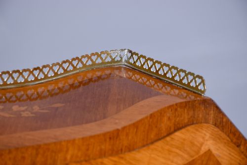 NEAT SIZED FRENCH BUREAU DE DAME - ADDITIONAL PHOTO 4