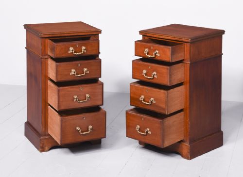 PAIR OF LATE VICTORIAN MAHOGANY NEAT SIZE CHEST OF DRAWERSBEDSIDE LOCKERS - ADDITIONAL PHOTO 2