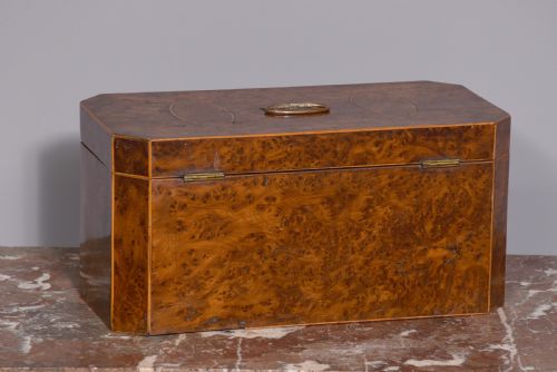 LARGE GEORGE III INLAID TEA CADDY - ADDITIONAL PHOTO 5