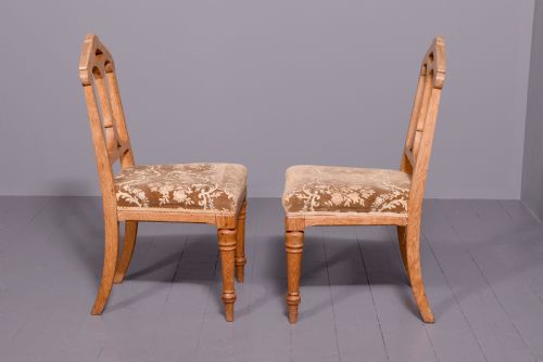 PAIR OF OAK GOTHIC CHAIRS - ADDITIONAL PHOTO 1