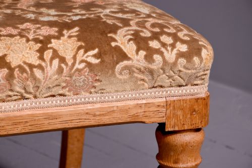 PAIR OF OAK GOTHIC CHAIRS - ADDITIONAL PHOTO 3
