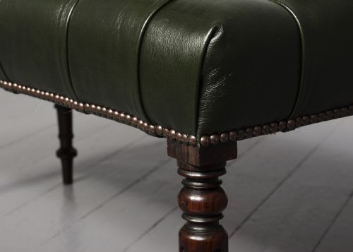 PAIR OF REGENCY LEATHER UPHOLSTERED MAHOGANY FRAMED LONG BENCHESSTOOLS WITH FLUTED LEGS - ADDITIONAL PHOTO 4