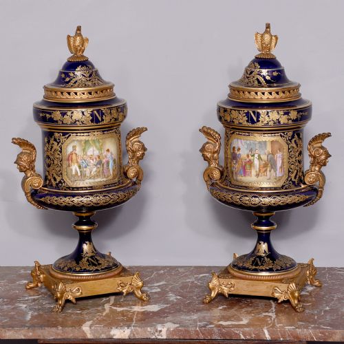 EXHIBITION QUALITY PAIR OF LIDDED SVRES VASES TO COMMEMORATE NAPOLEON BONAPARTE - ADDITIONAL PHOTO 3