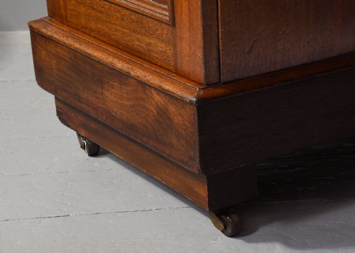 GEORGIAN STYLE MAHOGANY PARTNERS DESK - ADDITIONAL PHOTO 3