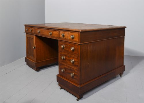 GEORGIAN STYLE MAHOGANY PARTNERS DESK - ADDITIONAL PHOTO 9