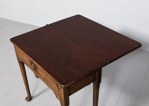 GEORGE II RED WALNUT FOLDOVER TEA TABLE - ADDITIONAL PHOTO 8