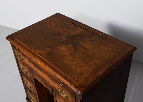 GEORGE II STYLE INLAID FIGURED WALNUT KNEEHOLE DRESSING CHEST - ADDITIONAL PHOTO 3