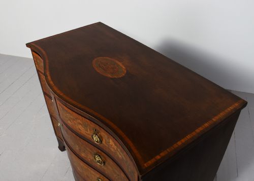 GEORGE III STYLE SATINWOOD AND MARQUETRY INLAID SERPENTINE FRONT CHEST OF DRAWERS - ADDITIONAL PHOTO 1