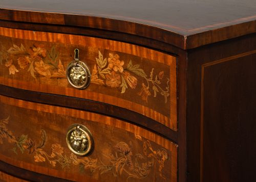 GEORGE III STYLE SATINWOOD AND MARQUETRY INLAID SERPENTINE FRONT CHEST OF DRAWERS - ADDITIONAL PHOTO 2