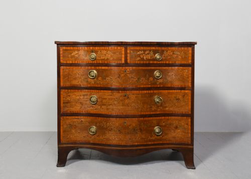 GEORGE III STYLE SATINWOOD AND MARQUETRY INLAID SERPENTINE FRONT CHEST OF DRAWERS - ADDITIONAL PHOTO 4