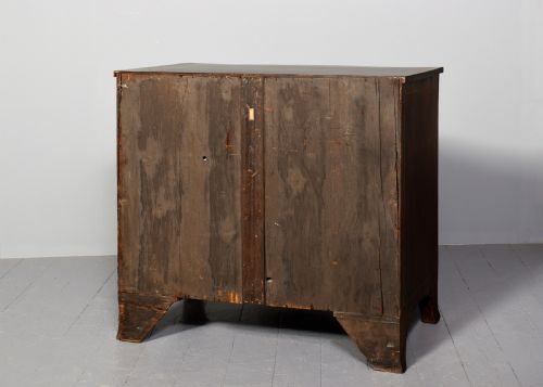 GEORGE III STYLE SATINWOOD AND MARQUETRY INLAID SERPENTINE FRONT CHEST OF DRAWERS - ADDITIONAL PHOTO 7